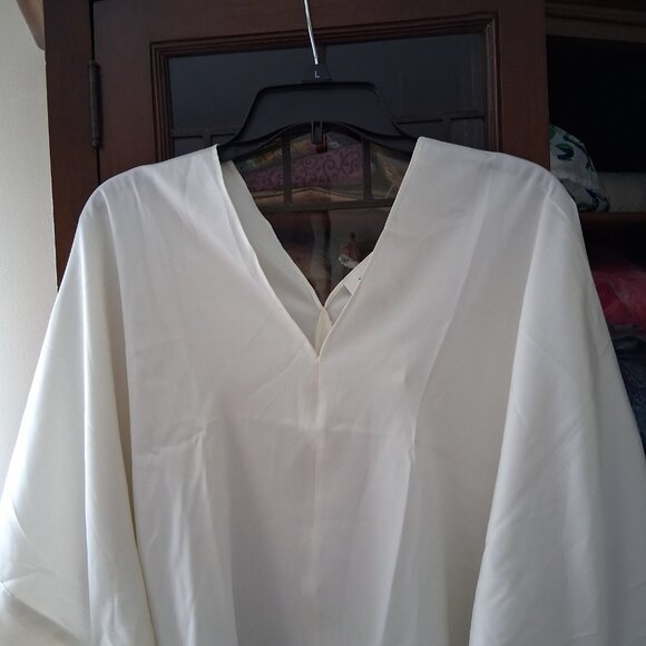 Banana Republic Tie Batwing Sleeve Blouse Top sz M NWT /B3 - Picture 3 of 8